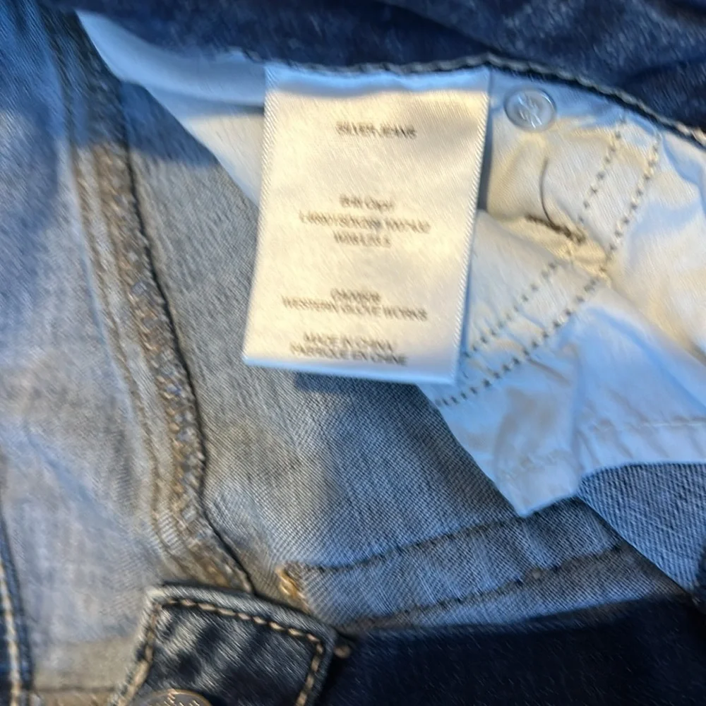 Women’s Silver Britt Capri Size 28